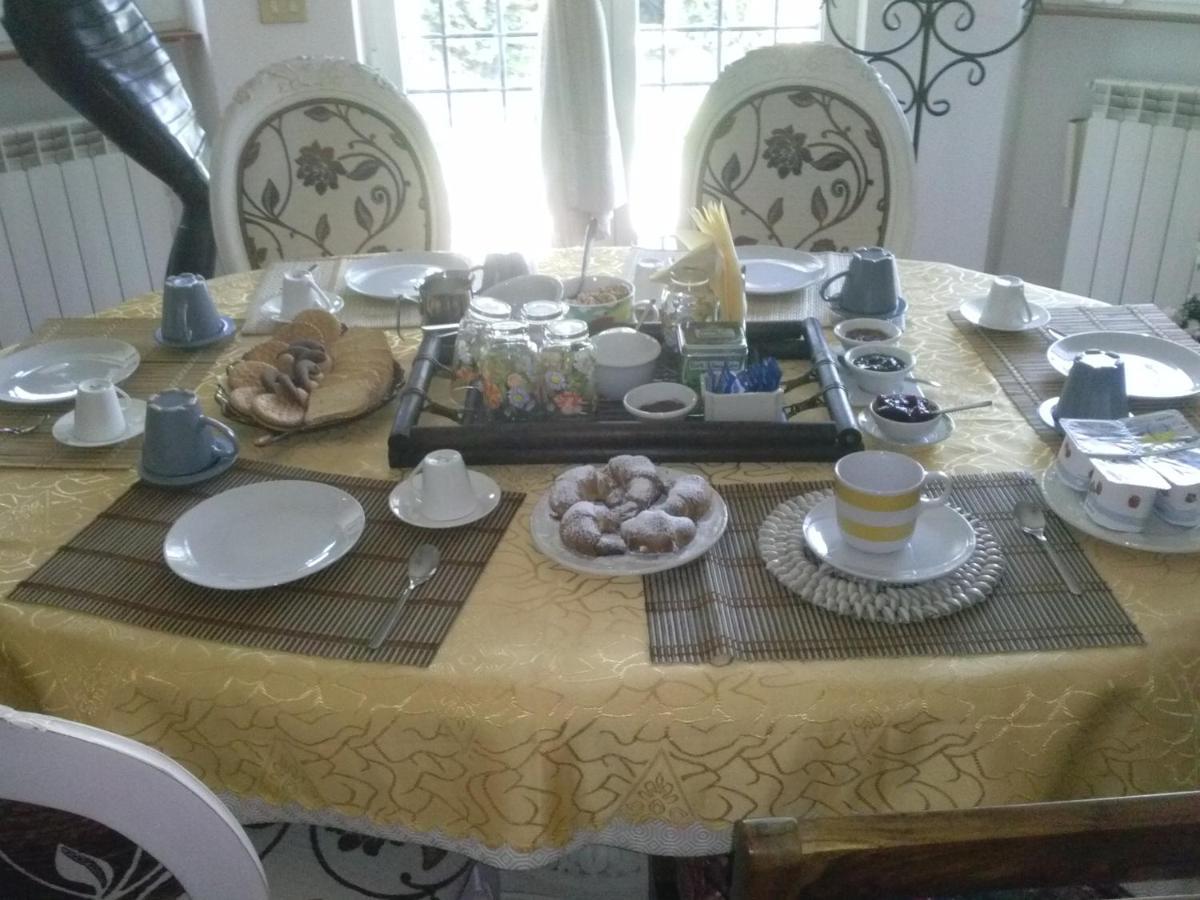 La Tana Delle Stelle B&B Di Charme E Relax Fara in Sabina Eksteriør bilde