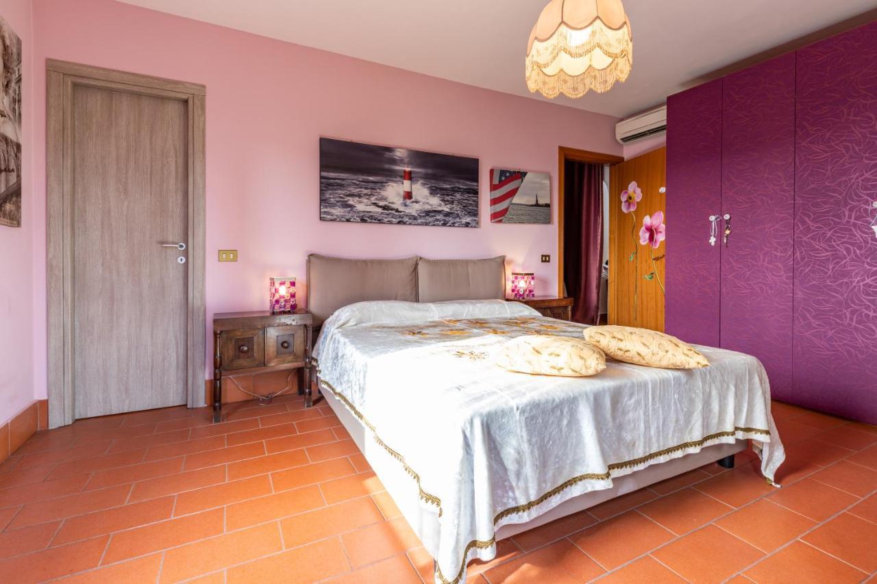 La Tana Delle Stelle B&B Di Charme E Relax Fara in Sabina Eksteriør bilde