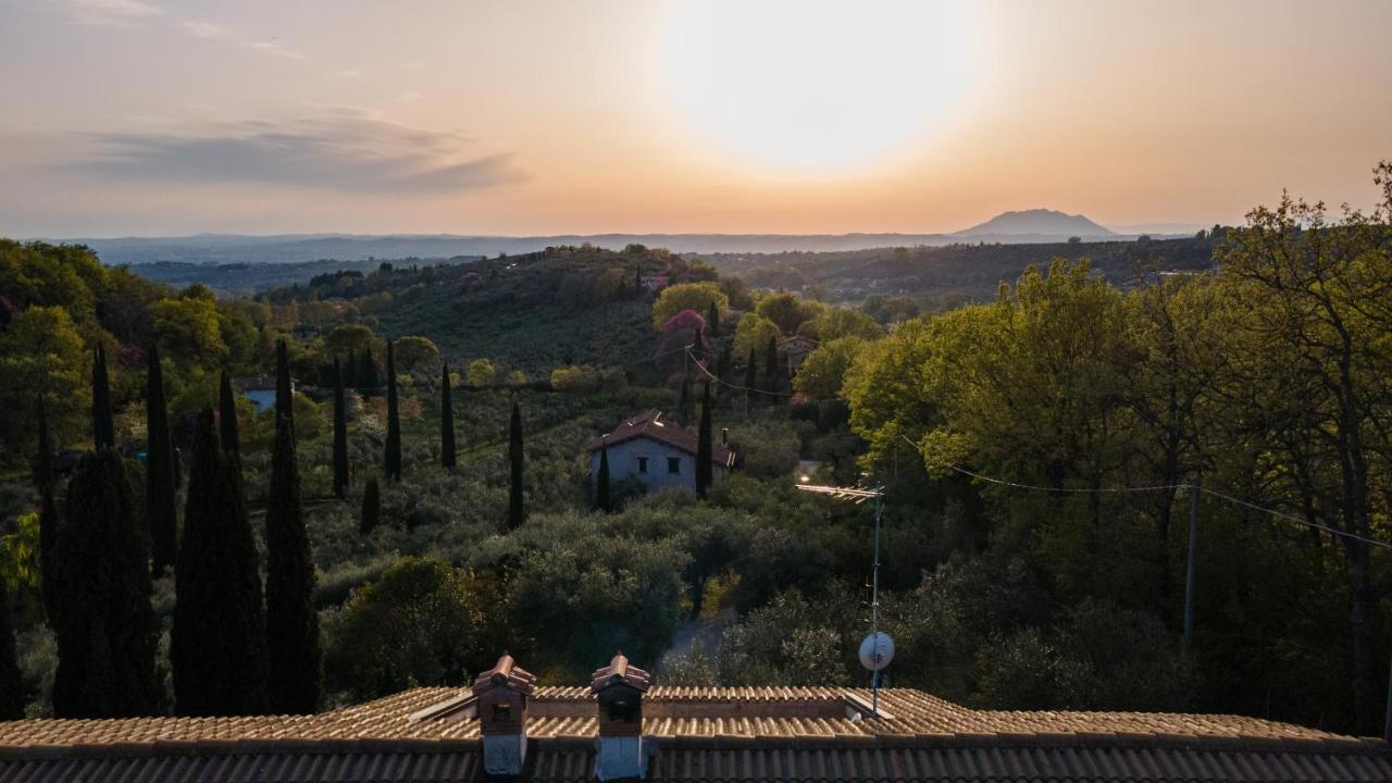 La Tana Delle Stelle B&B Di Charme E Relax Fara in Sabina Eksteriør bilde