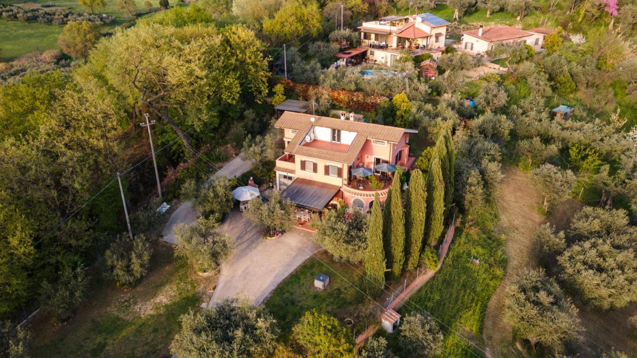 La Tana Delle Stelle B&B Di Charme E Relax Fara in Sabina Eksteriør bilde
