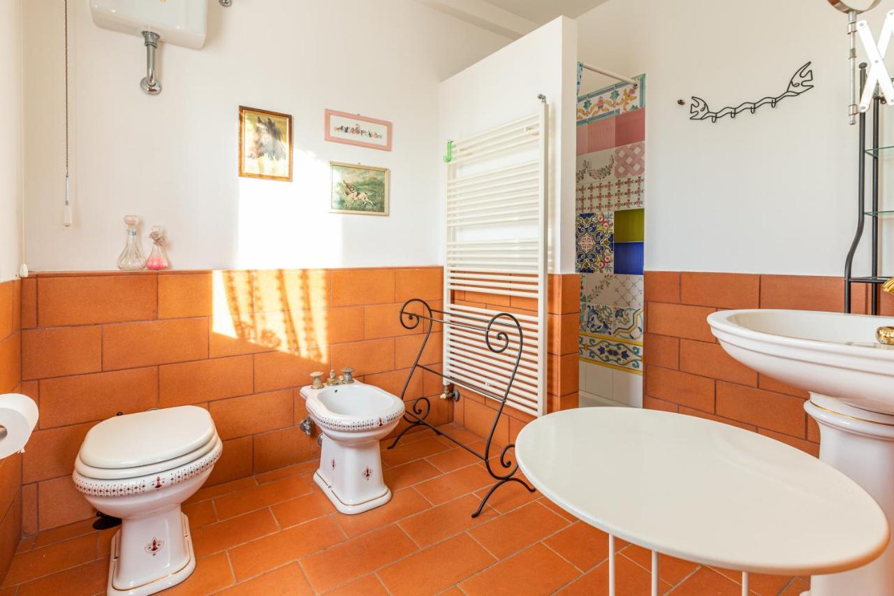 La Tana Delle Stelle B&B Di Charme E Relax Fara in Sabina Eksteriør bilde